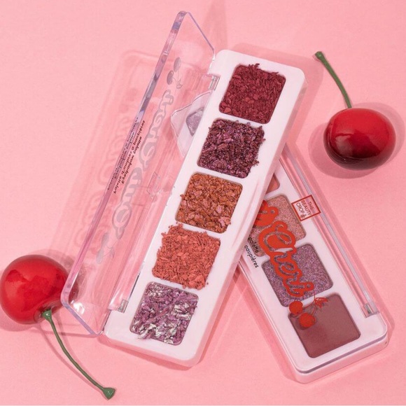 The Beauty Crop Oui Cherie Mini Treat Eyeshadow Palette - Picture 2 of 3